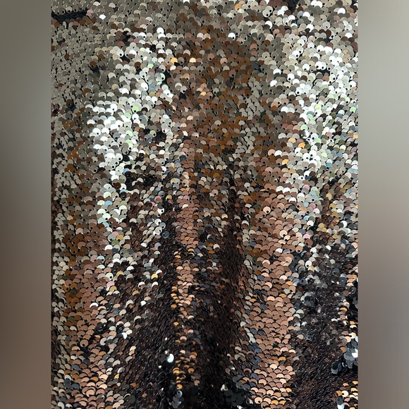 Gold and black sparkly sequin jacket/cardigan. Torrid size 1/2 (XL / XXL) - Picture 5 of 6